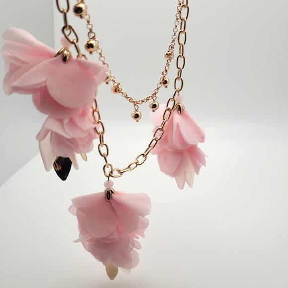 Lilly Pulitzer Pink Flower Petal Statement Necklace Layered Gold Tone Chain - Picture 4 of 6
